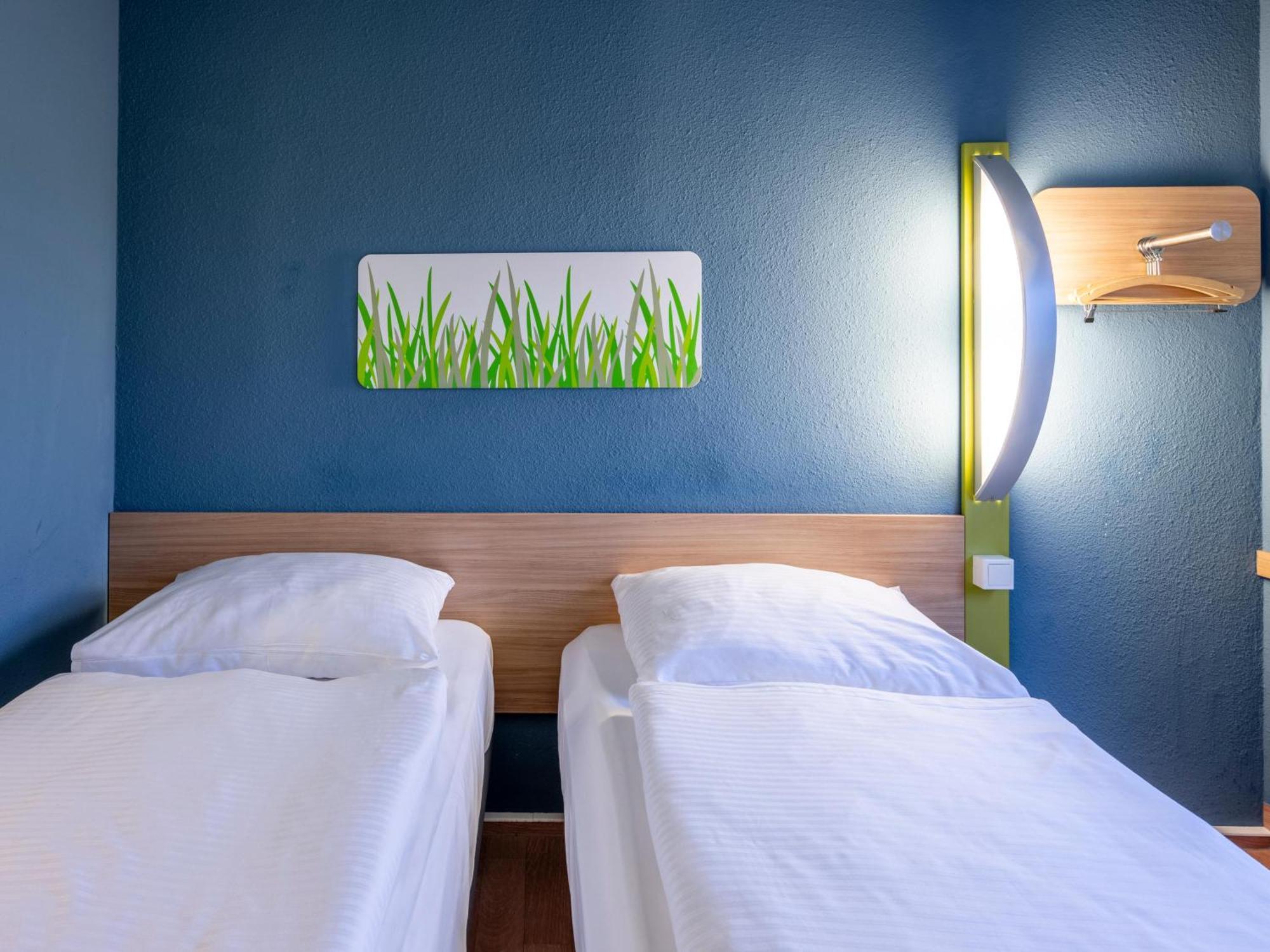 ibis budget Duesseldorf Hilden Exterior foto